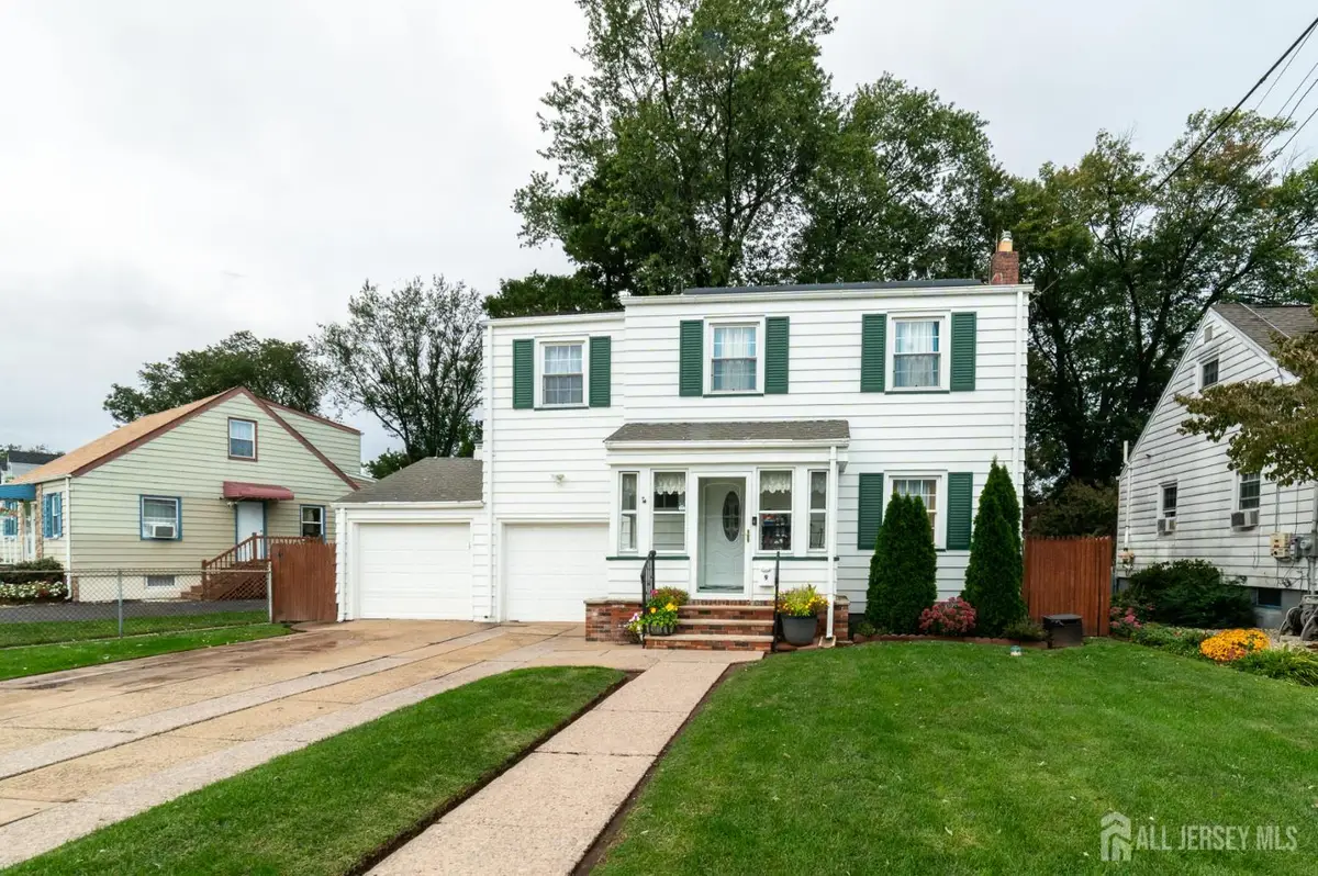 -9 Mcauliffe Drive, North Brunswick, NJ 08902 - #1