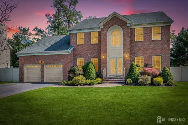 -9 Trista Way, South Plainfield, NJ 07080