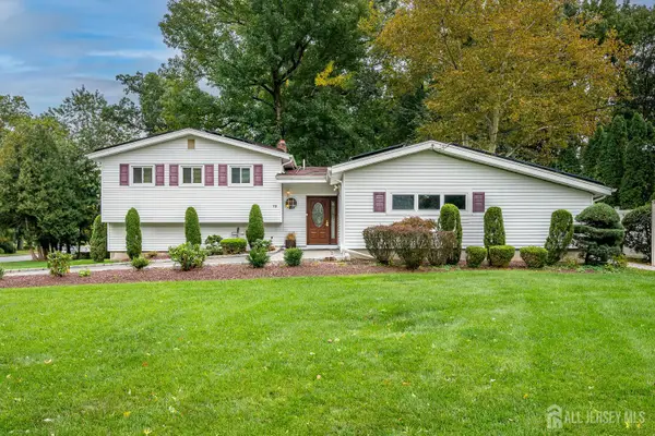 -72 Stephenville Parkway, Edison, NJ 08820