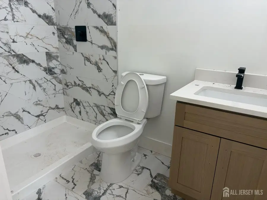 -122 Arthur Avenue, Colonia, NJ 07067 - #3