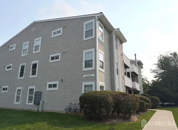 -13 Equestrian Court, Tinton Falls, NJ 07753