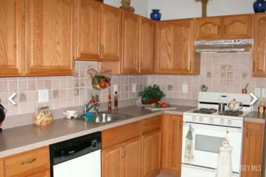 -408 Margaret Court, South Plainfield, NJ 07080 - #2