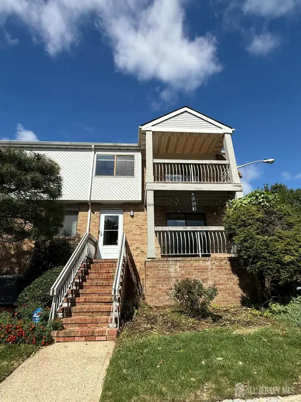 -1515 Edison Glen Terrace, Middlesex, NJ 08837