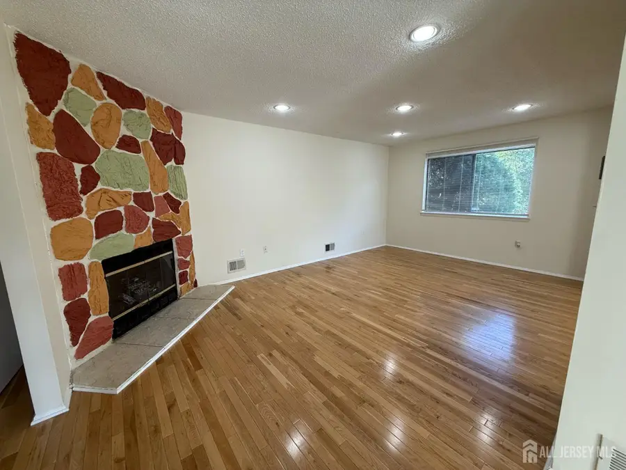 -1515 Edison Glen Terrace, Edison, NJ 08837 - #2