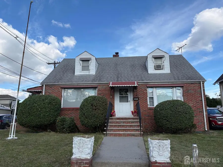 -505 S Pine Avenue S, Sayreville, NJ 08879 - #3