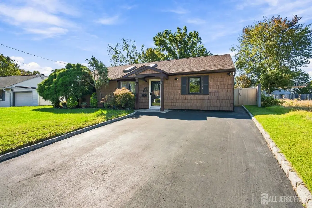-12 E Knollwood Road, Edison, NJ 08817 - #1