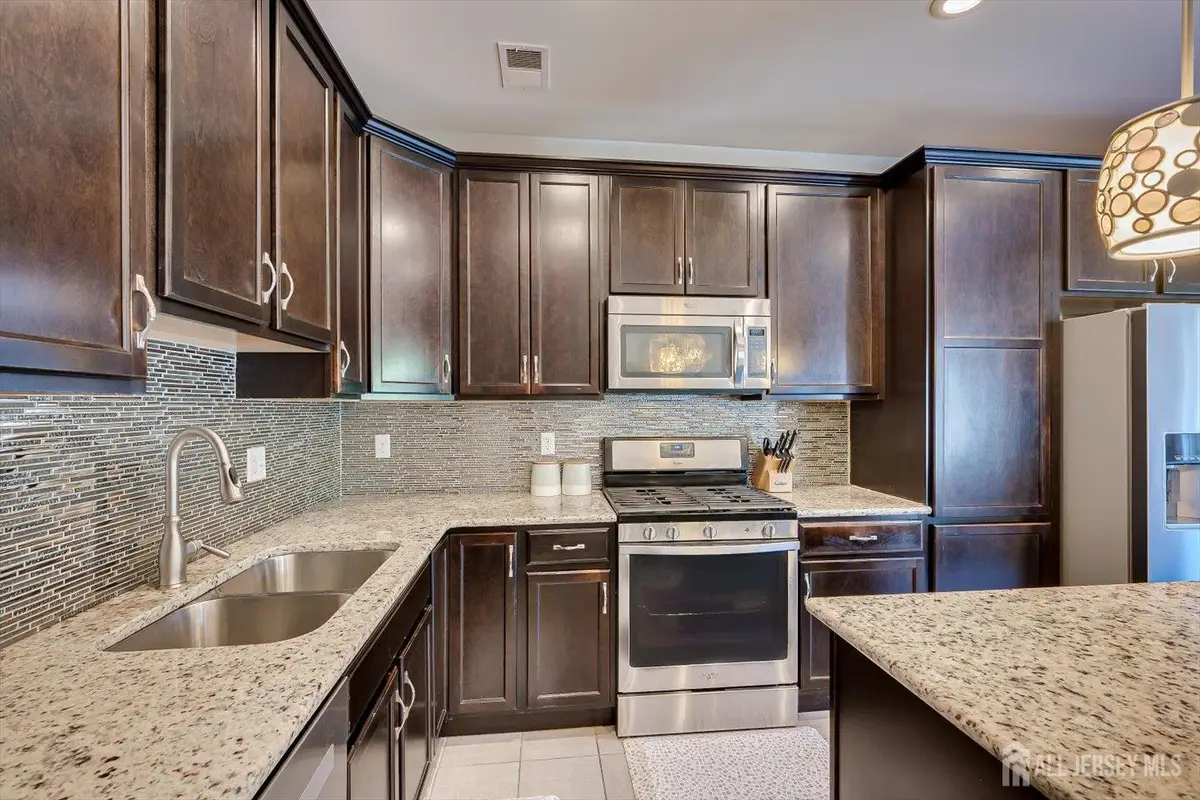 -64 Andrews Way, Piscataway, NJ 08854 - #1