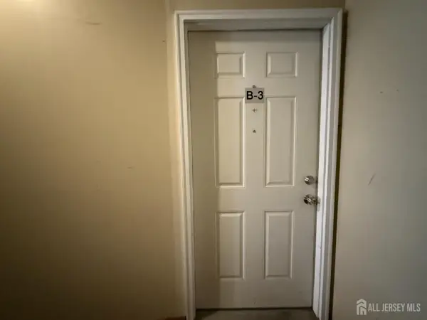 -600 N 6th Street #B3, Newark, NJ 07107