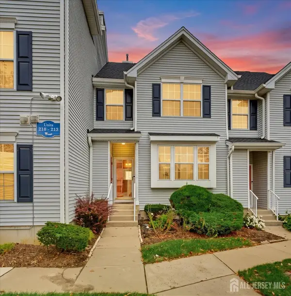 -209 Blossom Circle, South Brunswick, NJ 08810