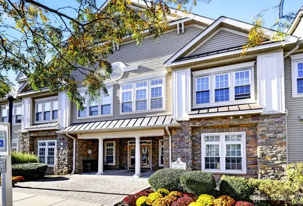 -5205 Cedar Village Boulevard, East Brunswick, NJ 08816
