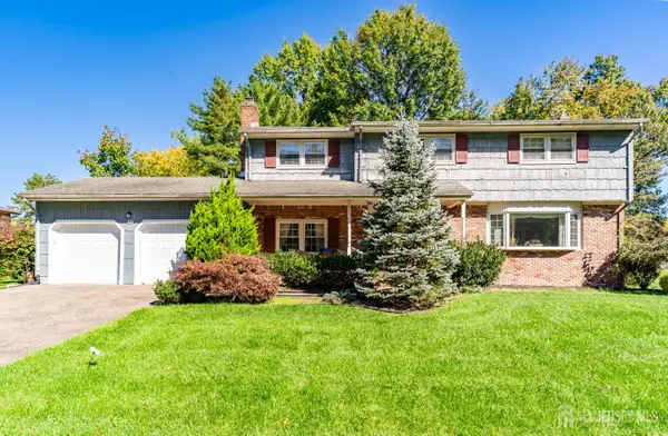 -35 Woodmere Road, North Brunswick, NJ 08902