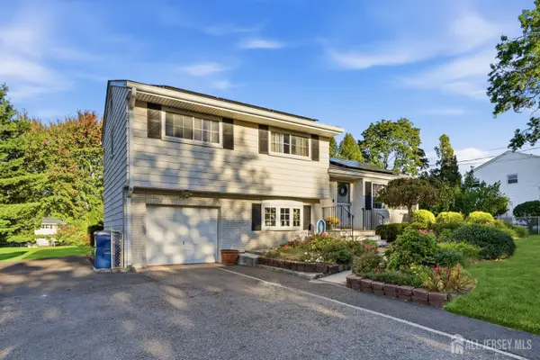 -916 Green Grove Road, Neptune, NJ 07753