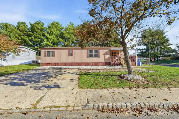-1 Longfellow Road, North Brunswick, NJ 08902
