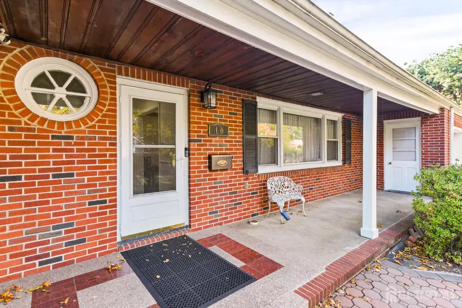 -10 Dewey Drive, New Brunswick, NJ 08901 - #2