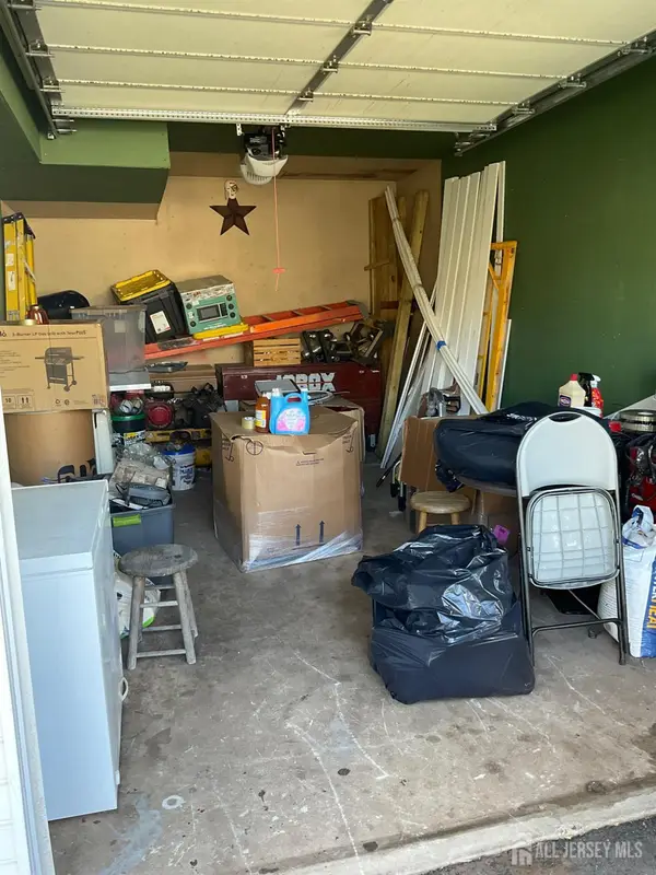 -184 Redmond Street, New Brunswick, NJ 08901