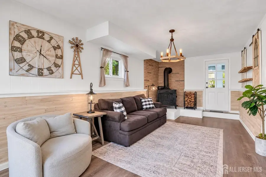 -4 Willow Avenue, Edison, NJ 08817 - #2