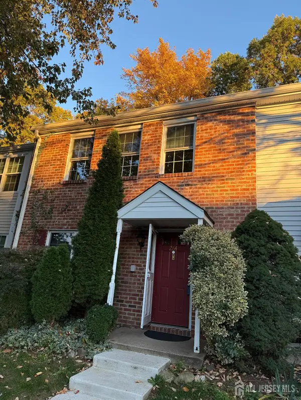 -264 Palombi Court, East Brunswick, NJ 08816