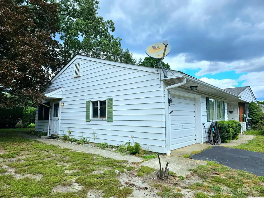 -6 Ohio Drive #B, Whiting, NJ 08759 - #2