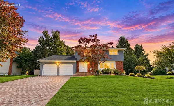 -11 Glenmere Place, Old Bridge, NJ 08857