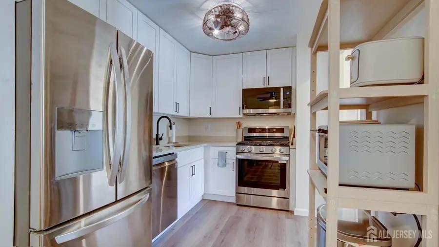 -123 Cricket Lane, Woodbridge, NJ 07095 - #3