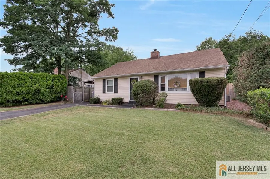 -21 Louis Avenue, Middlesex, NJ 08846 - #2