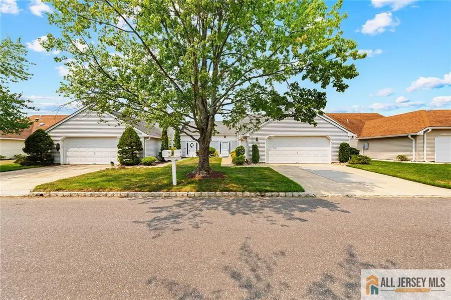 -664 Azalea Plaza #664B, Monroe, NJ 08831 - #2