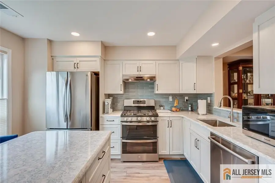 -254 Teasdale Place, Morganville, NJ 07751 - #2