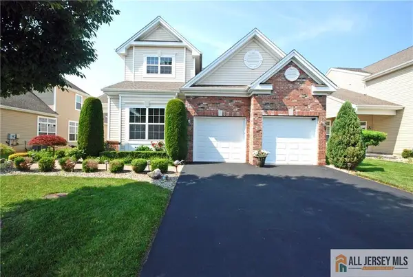 -15 Mandrake Road, Monroe, NJ 08831