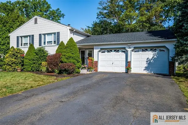 -6 Paul Avenue, South Brunswick, NJ 08824