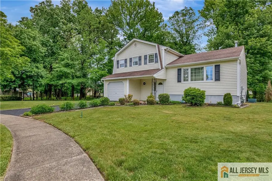 -6 Sherry Court, Edison, NJ 08820 - #2