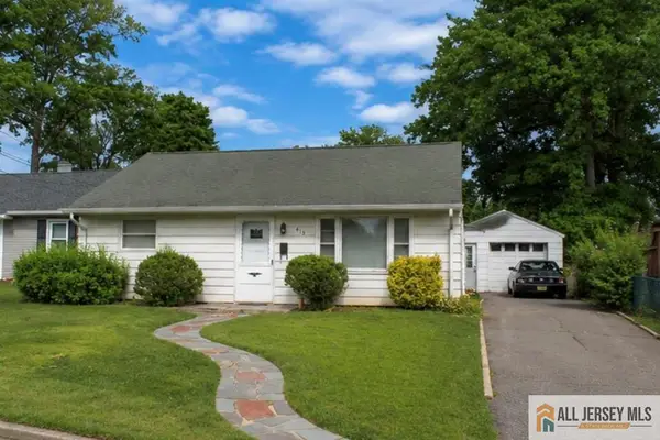 -413 Belgrade Street, Avenel, NJ 07001