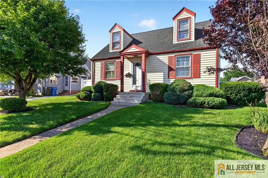 -324 Green Street, Woodbridge, NJ 07095 - #3
