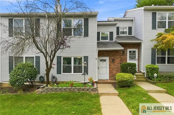 -60 Hickory Court #81, Jamesburg, NJ 08831