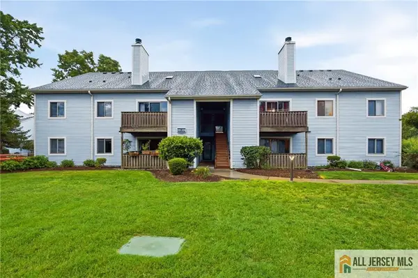 -2204 Aspen Drive, Plainsboro, NJ 08536