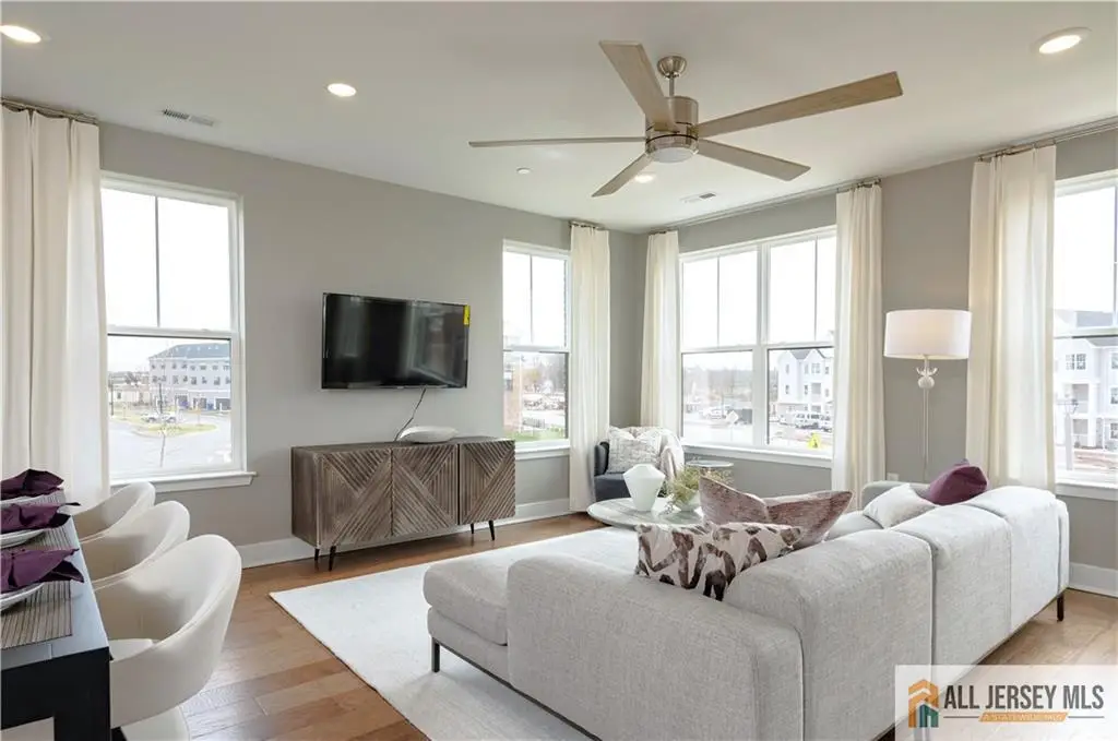 -160 Leona Stewart Lane, Pennington, NJ 08534 - #1