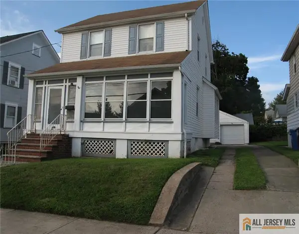 -9 Elmwood Place, North Brunswick, NJ 08902