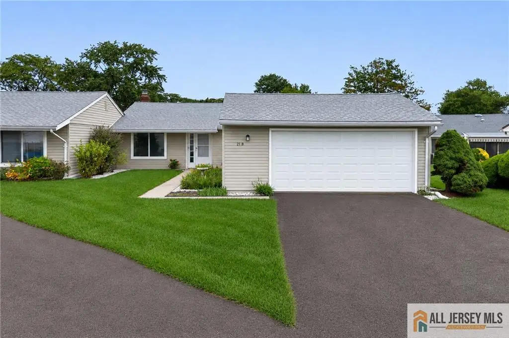 -21 Celtis Plaza #21B, Monroe, NJ 08831 - #1