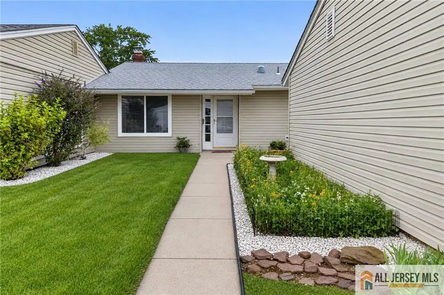 -21 Celtis Plaza #21B, Monroe, NJ 08831 - #2