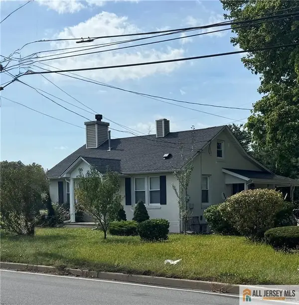 -69 Dunhams Corner Road, East Brunswick, NJ 08816