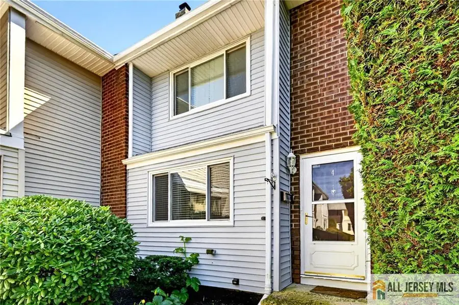 -4 Quincy Circle, Dayton, NJ 08810 - #3