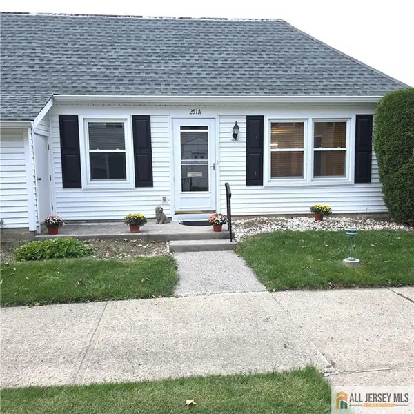 -251 Mystic Lane #251A, Monroe, NJ 08831