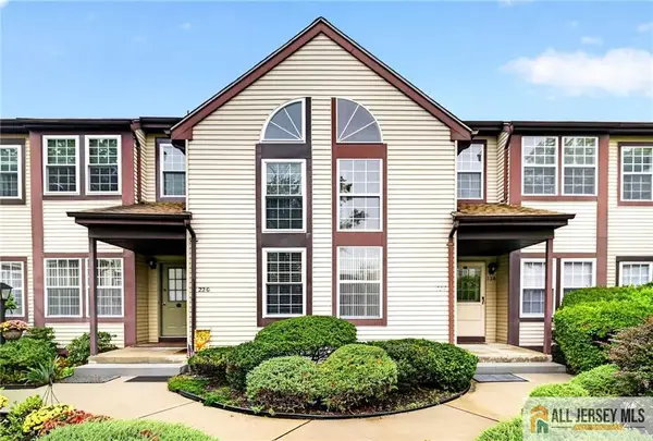 -22 James Buchanan Drive #22F, Monroe, NJ 08831