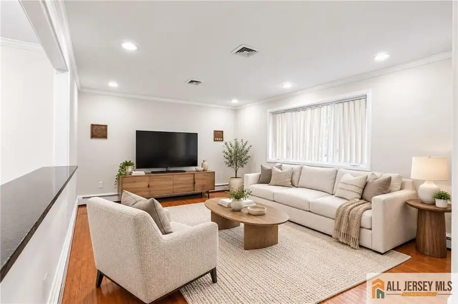-1090 Orchard Street, North Brunswick, NJ 08902 - #3