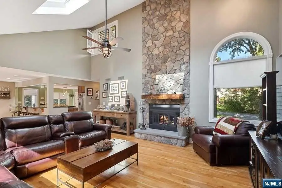 8 Craven Road, Mountain Lakes, NJ 07046 - Image #3