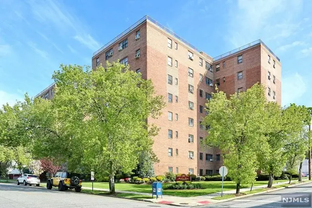 208 Anderson Street S4F, Hackensack, NJ 07601 - #3