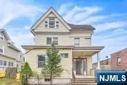 452 Minton Place, Orange, NJ 07050