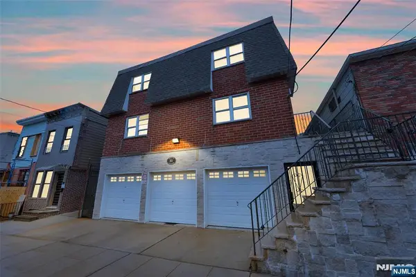 161 18th 4C, Union City, NJ 07087