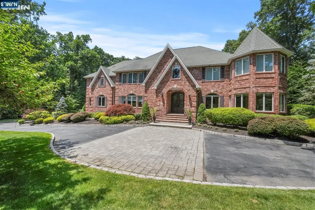 1123 Pines Lake Drive, Wayne, NJ 07470 - Image #1