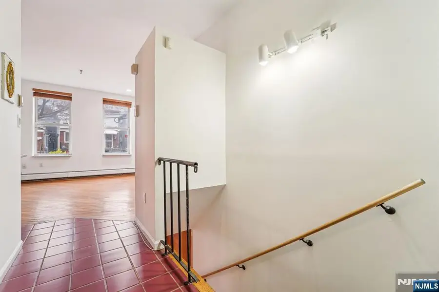 54 Magnolia 1-6, Jersey City, NJ 07306 - Image #3