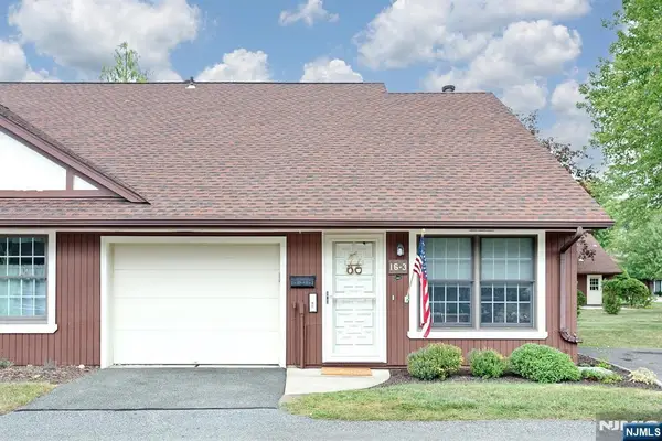 16-3 Tamaron Drive, Waldwick, NJ 07463